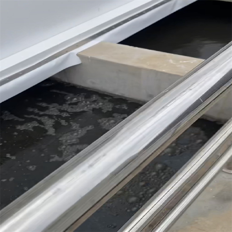 HDPE บริสุทธิ์เทียบกับ HDPE รีไซเคิล